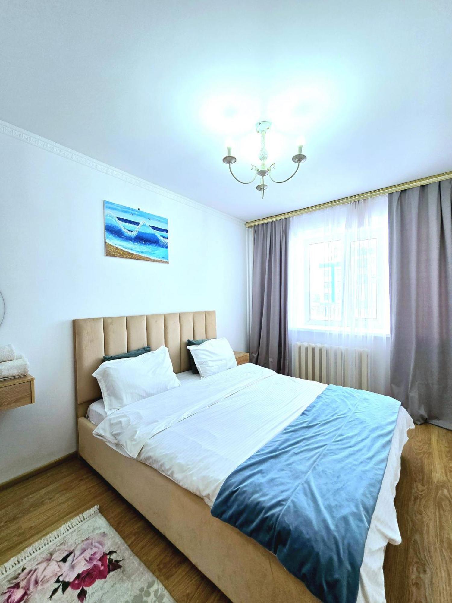Двухкомнатная "Аэропорт Астана" Apartment Exterior photo